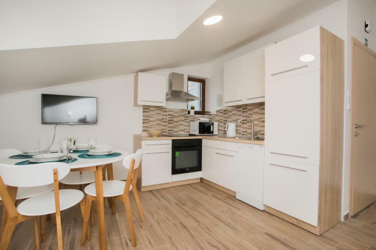 Apartments Tonka シベニク エクステリア 写真