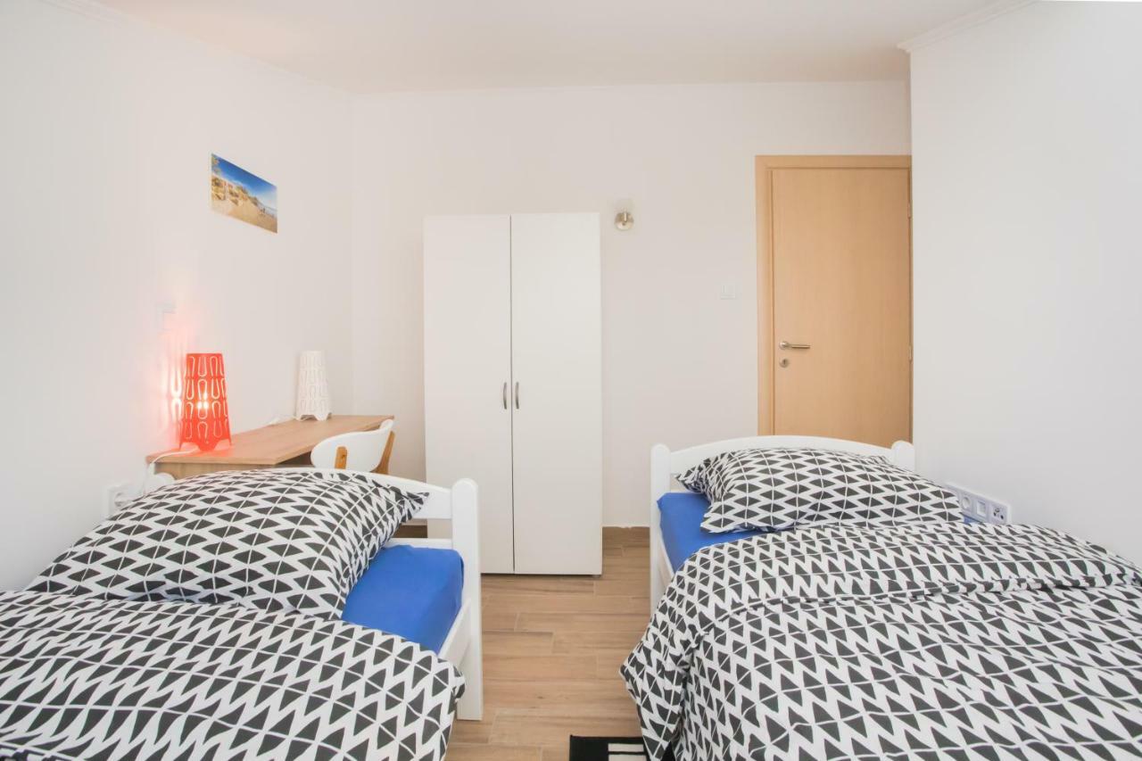 Apartments Tonka シベニク エクステリア 写真
